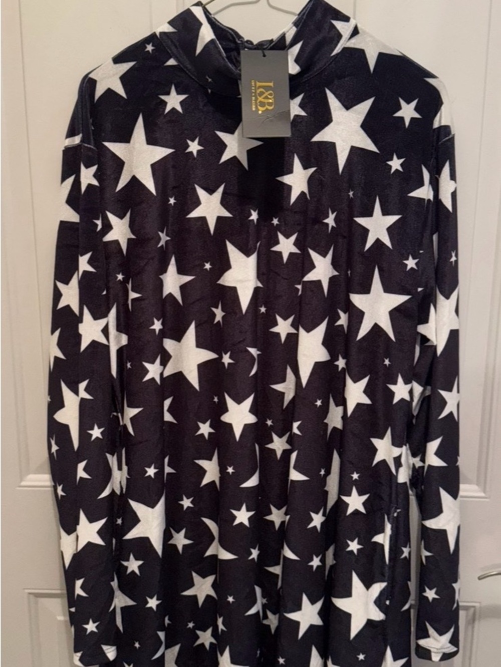 L&B Black and White Star Print Dress-XL